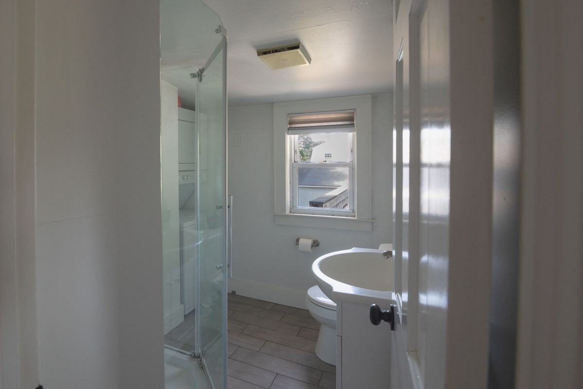 299 South Rd - Photo 4 of 7