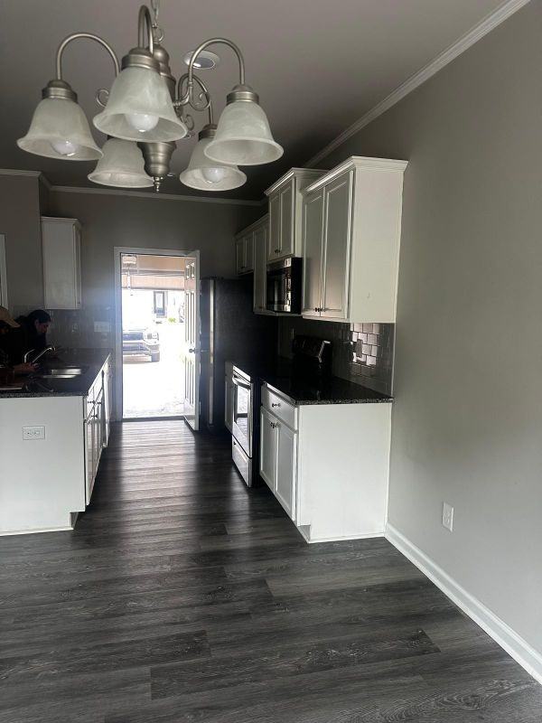 3618 Acorn Dr - Photo 2 of 21
