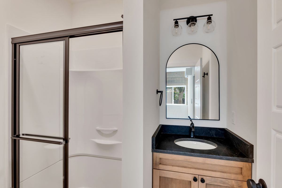 36 Pawling Ave ##100 - Photo 6 of 15