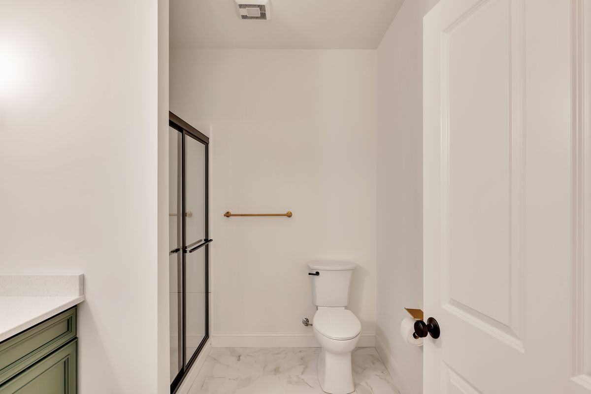 36 Pawling Ave ##101 - Photo 2 of 12
