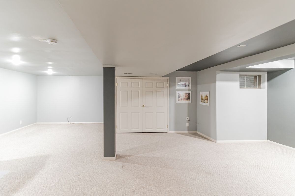 48 Stonehurst Ct - Photo 4 of 30