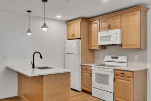 36 Pawling Ave ##201 - Photo 1 of 1