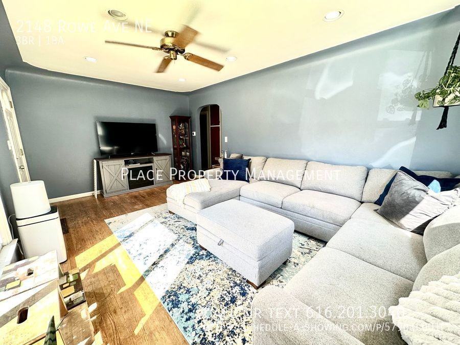 2148 Rowe Ave Ne - Photo 4 of 8