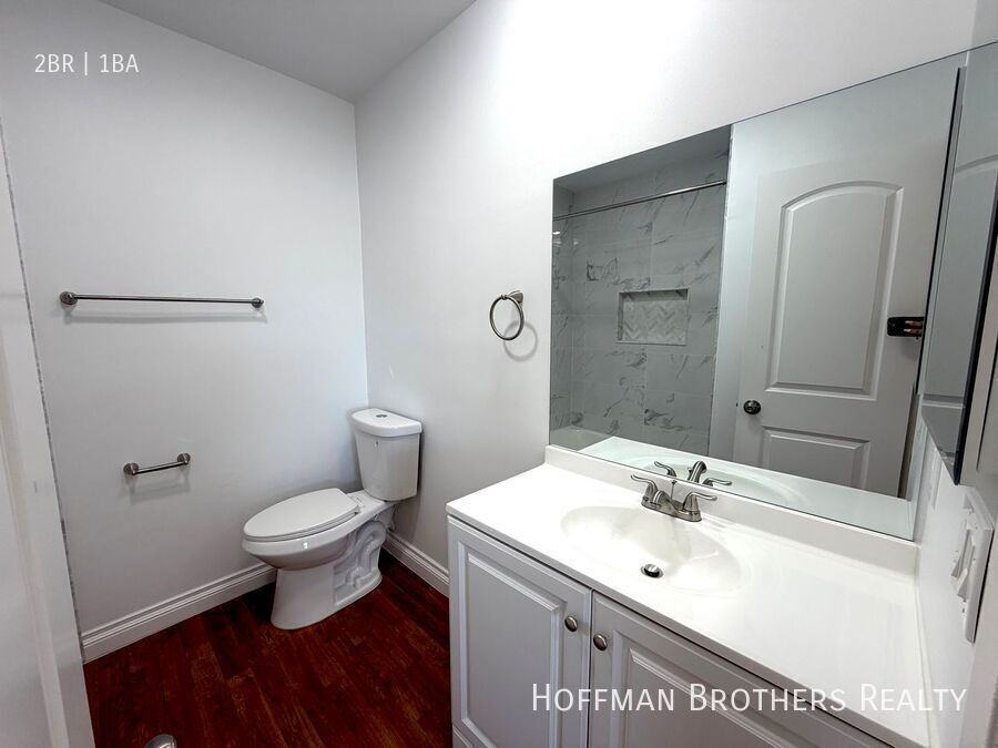 21700 Roscoe Blvd #207 - Photo 4 of 12