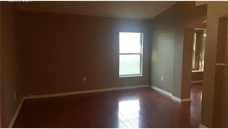 10620 Deepbrook Dr - Photo 5 of 8