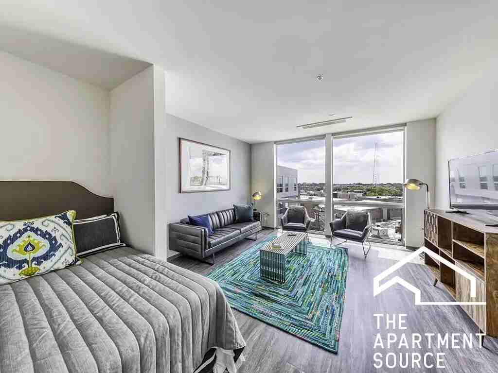 2340 N California Ave #218 - Photo 2 of 41