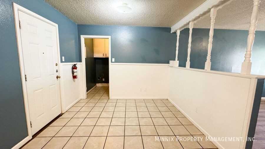 5433 6th St - Photo 7 of 25