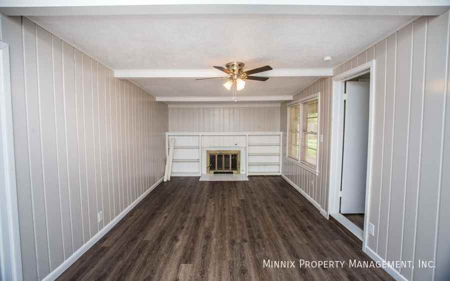 5510 43rd St - Photo 7 of 36