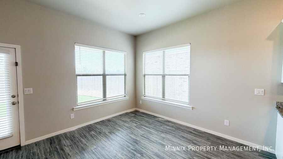 1907 Kirksey Ave - Photo 6 of 18