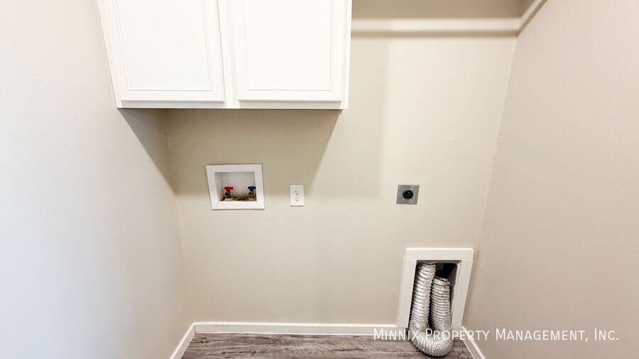 1907 Kirksey Ave - Photo 7 of 18