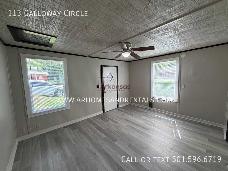 113 Galloway Cir - Photo 2 of 13