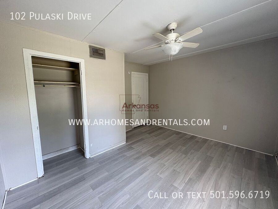 102 Pulaski Dr - Photo 5 of 7