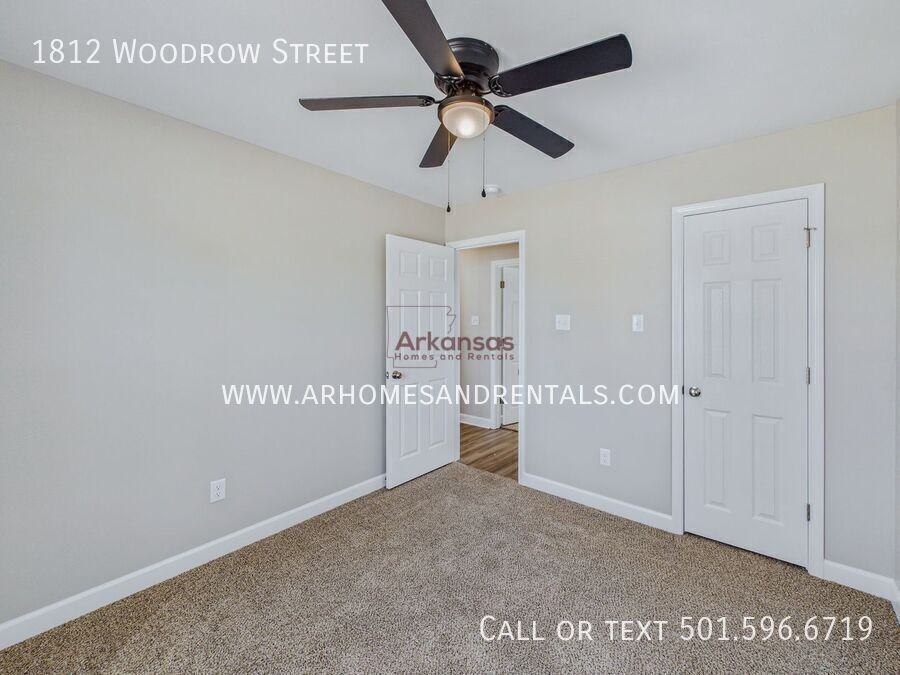 1812 S Woodrow St - Photo 7 of 15