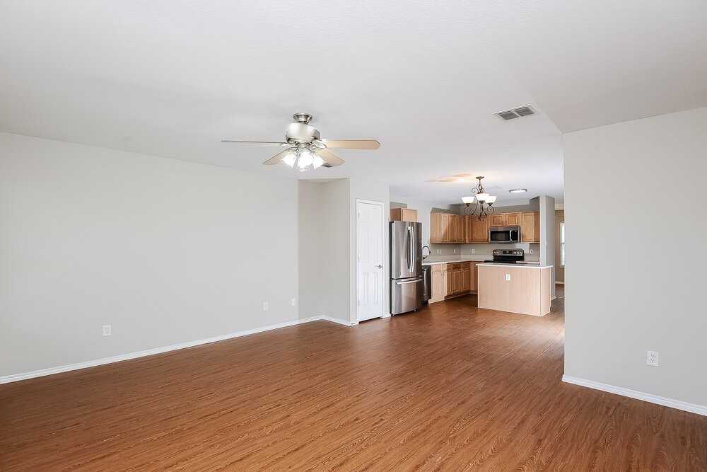 2325 Northway - Photo 5 of 16