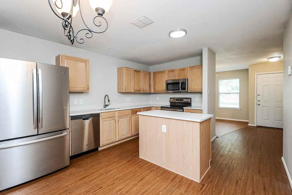 2325 Northway - Photo 7 of 16