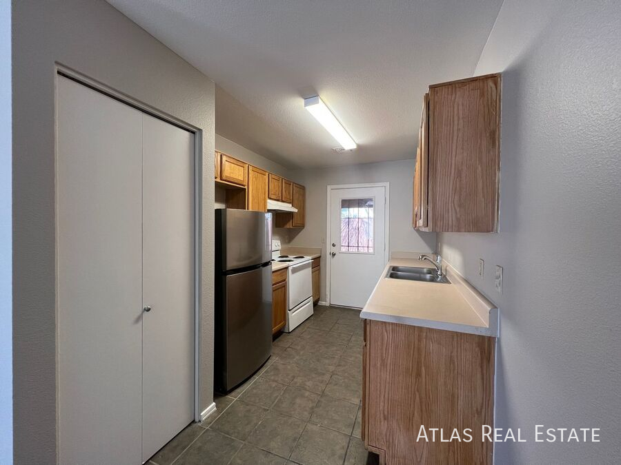 2819 N Castro Ave #01 - Photo 5 of 24