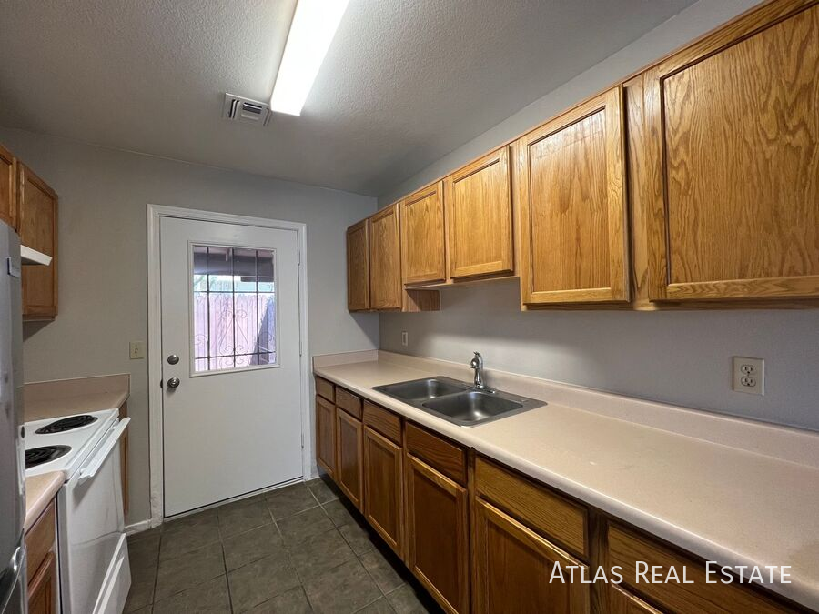 2819 N Castro Ave #01 - Photo 6 of 24