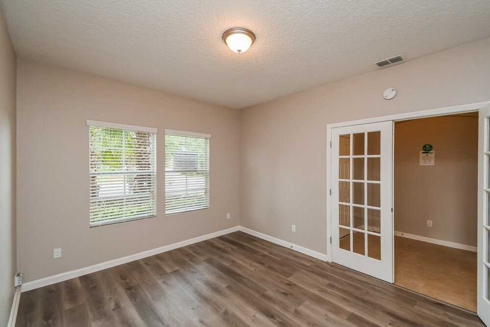 16280 Stanis Ct - Photo 5 of 17