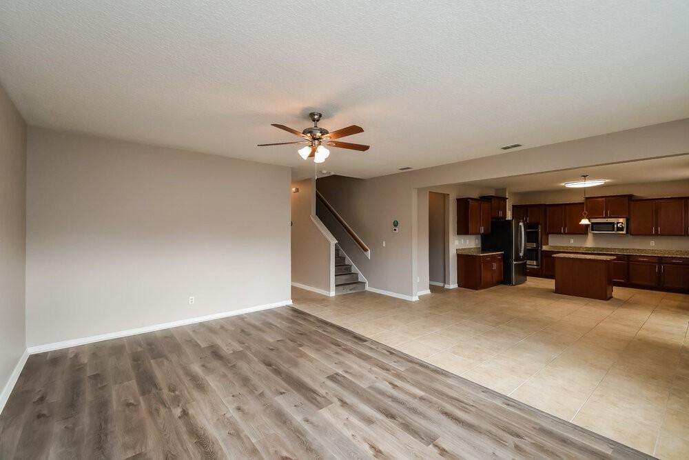 16280 Stanis Ct - Photo 7 of 17