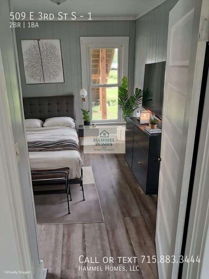 509 E 3rd St S #1 - Photo 4 of 18