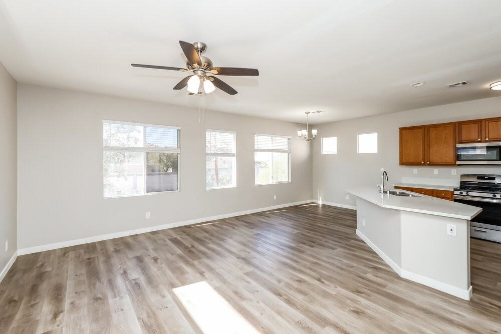9341 Hidden Harbor Ave - Photo 4 of 17
