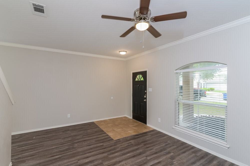 4323 Gentle Grove Dr - Photo 6 of 17