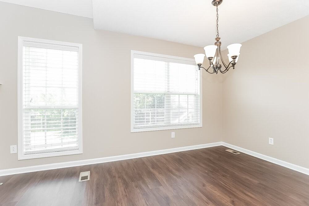 210 Valley Ct - Photo 6 of 16