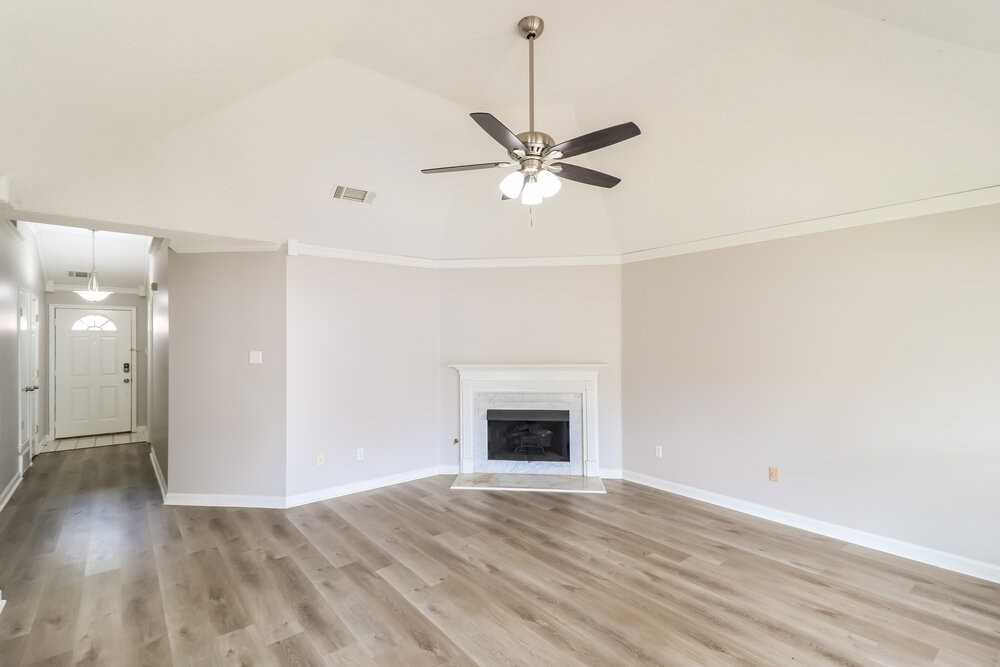 10029 Woodland Grove Dr - Photo 6 of 19