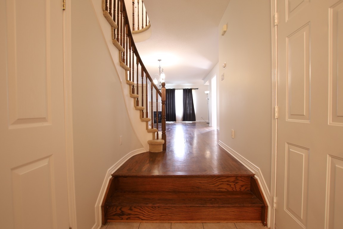 4427 Wildmint Square, Ottawa, ON, K1V 1N6 - Photo 3 of 26