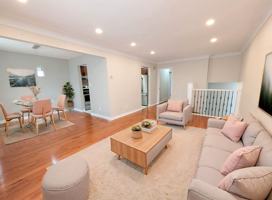 featured image of 5810 Vine St