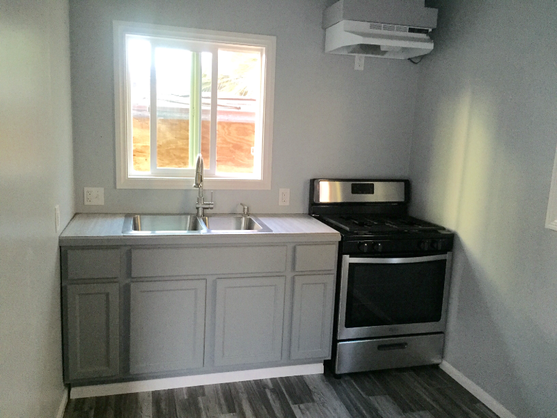 603 W 84th St - Photo 2 of 14