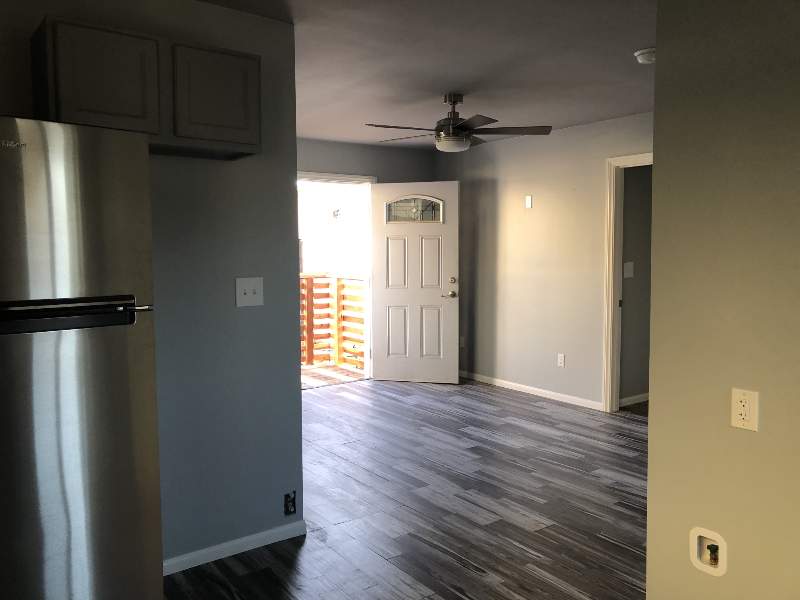 603 W 84th St - Photo 3 of 14
