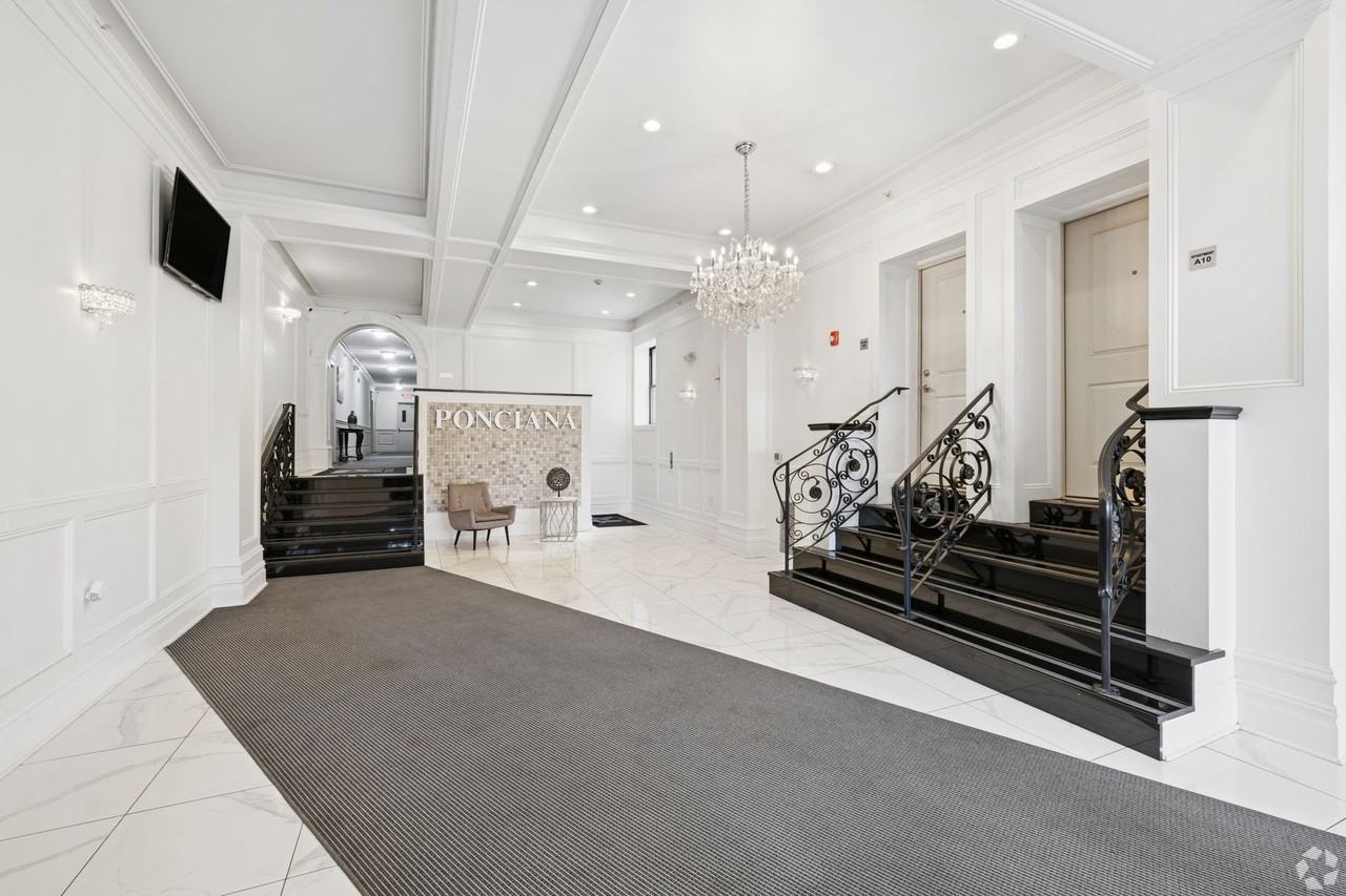 Ponciana Apartments: Contemporary Comfort and Affordable Luxury in North Bergen! - Photo 2 of 12