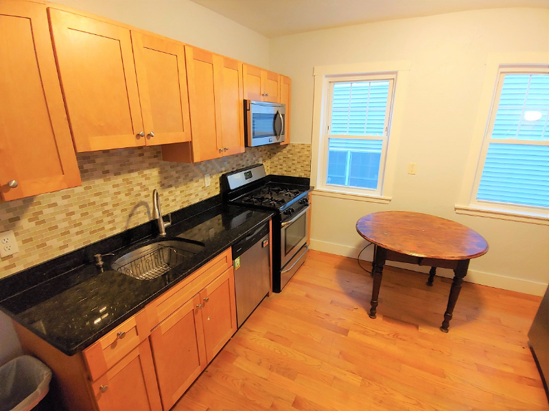1 Ridgewood St #1 - Photo 2 of 25