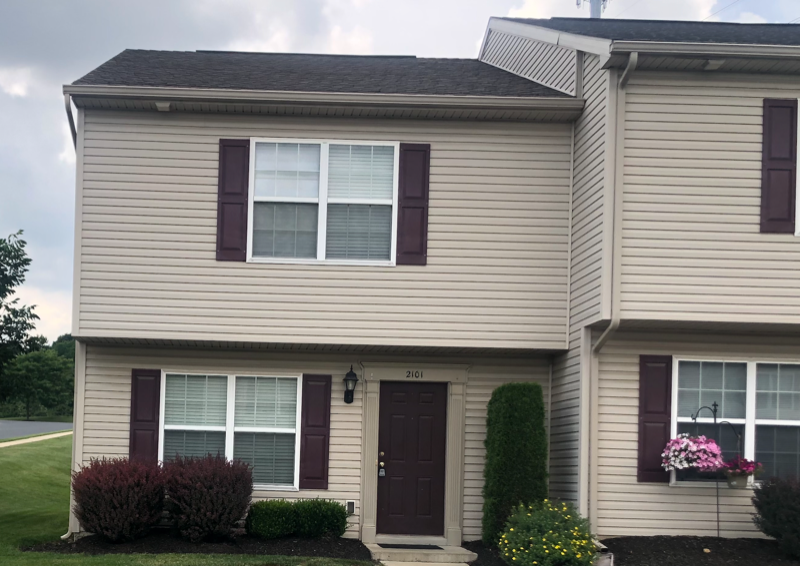 2101 Quail Hollow Dr - Photo 2 of 49