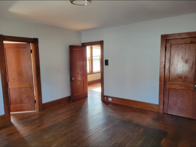 293 3E Amherst St - Photo 4 of 7