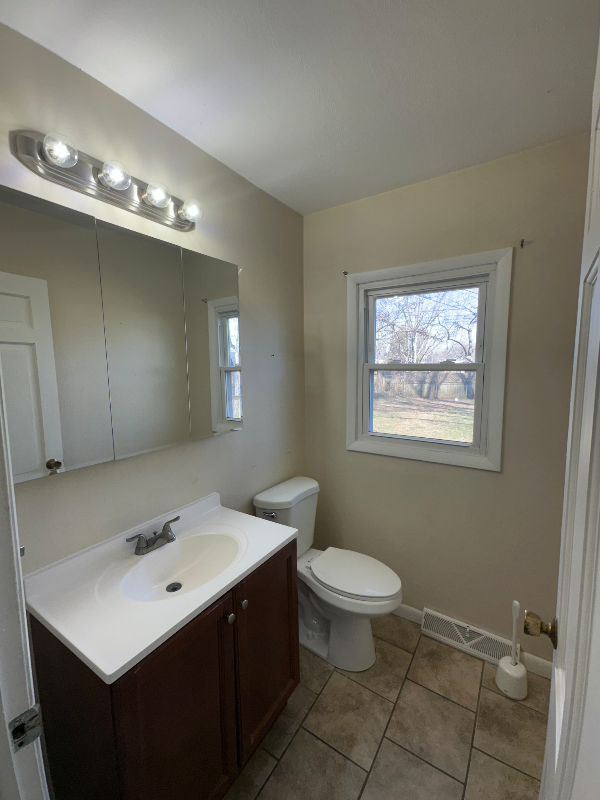 6902 Ardelle Dr - Photo 4 of 19