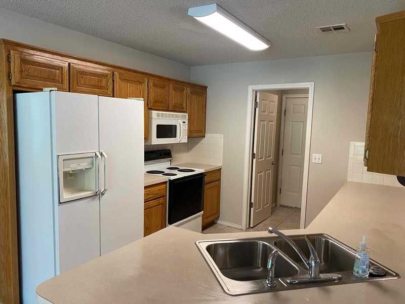 36 Dumfries Dr - Photo 6 of 14