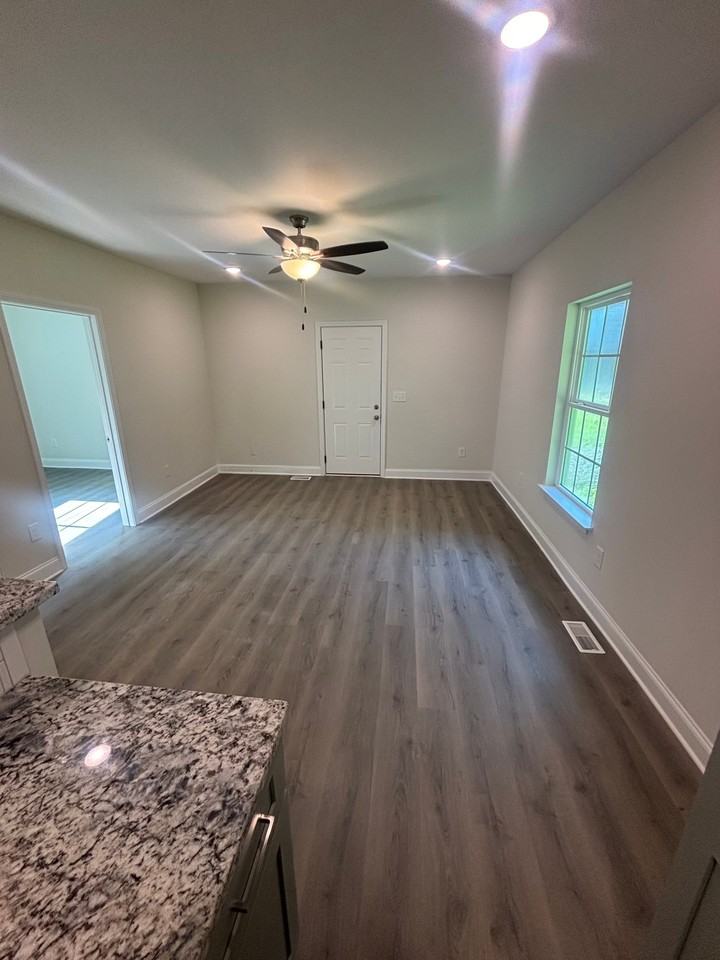 144 M And M Ln. - Photo 4 of 15
