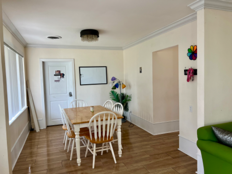211 Arricola Ave - Photo 6 of 19