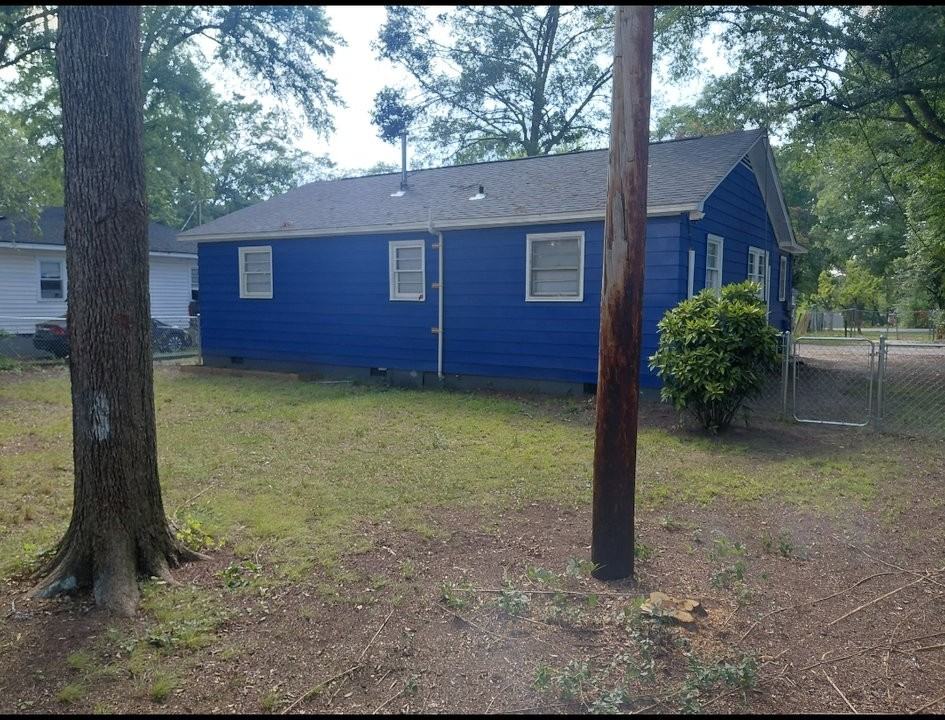 916 Northside Dr - Photo 2 of 19