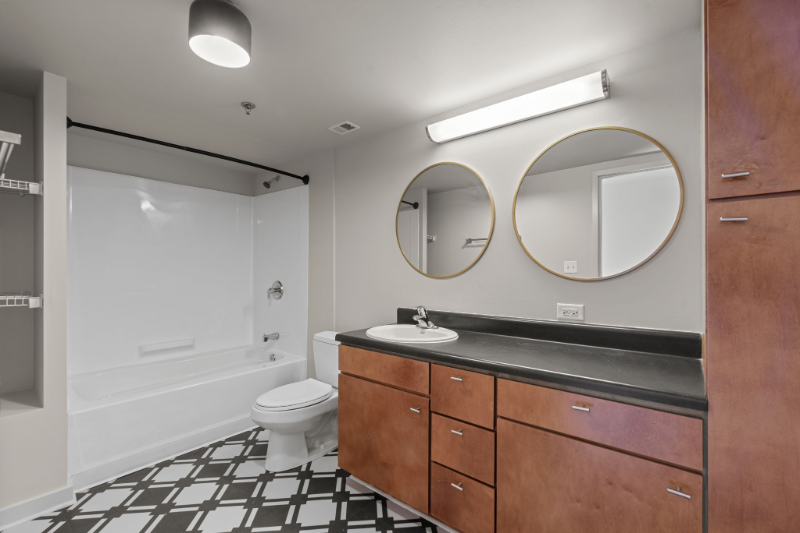 1006 Olive St #501 - Photo 6 of 21