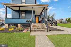 featured image of 4610 White Ave #1