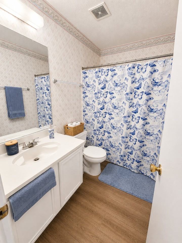 1717 Shady Creek Dr - Photo 3 of 6