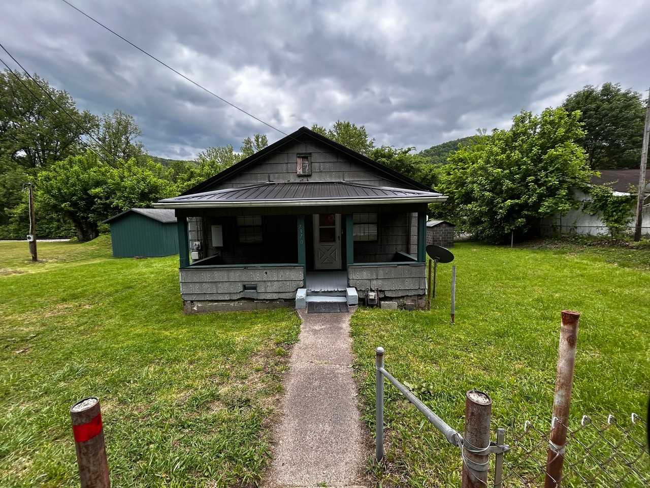 7370 E Dupont Ave - Photo 2 of 21