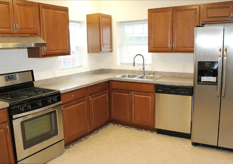 377 National Ave - Photo 3 of 6