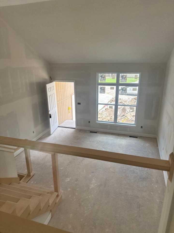 7413 Englewood Ln - Photo 5 of 6