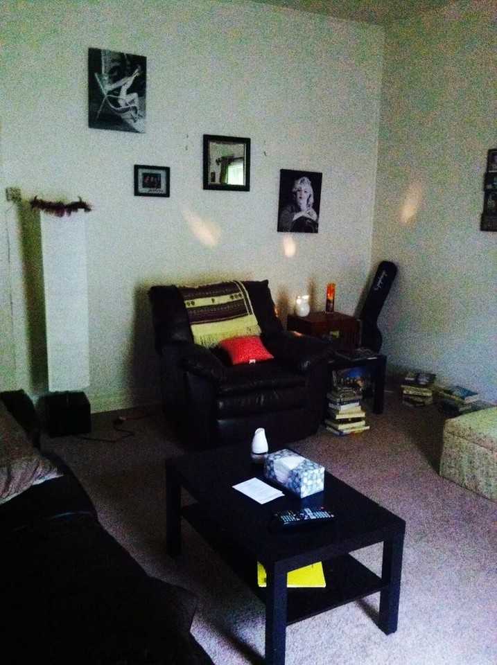 607 Carroll St #A - Photo 3 of 8