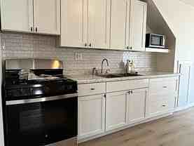 1011 Hudson Ave #1 - Photo 1 of 1