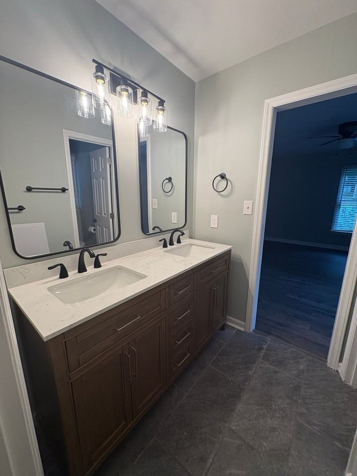 10815 Danesway Ln - Photo 7 of 27